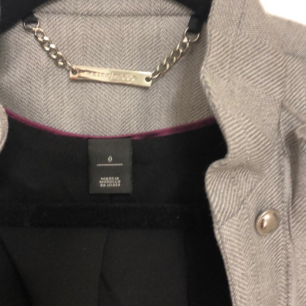 Blazer - Picture 2 of 5